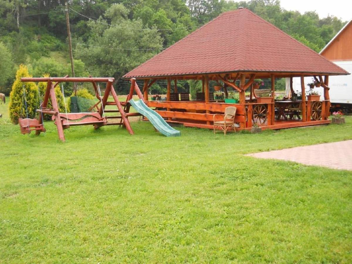 Gospodarstwo Agroturystyczne Dolina Zachwytu Suloszowa Exteriör bild